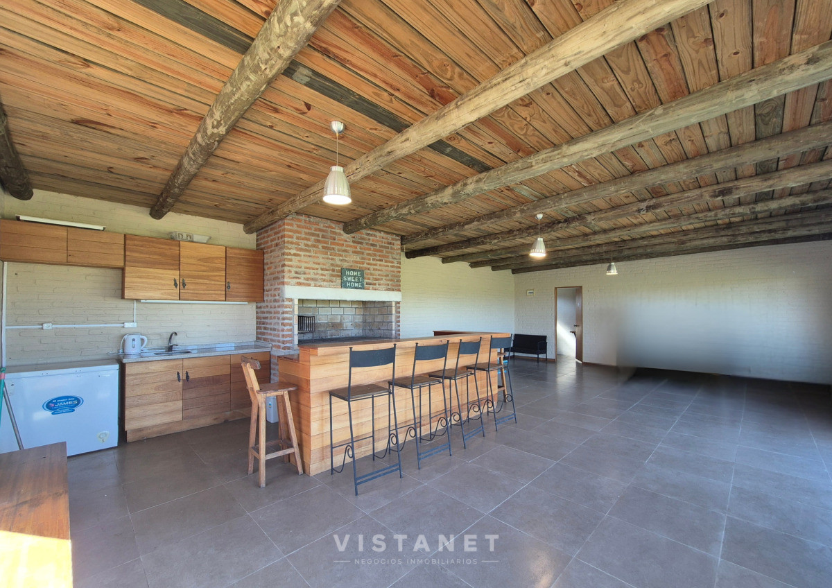 Chacra ID.204/Venta-de-Chacra,-4-dormitorios-con-piscina-y-lago-en-barrio-privado-Atlantida - Venta de Chacra, 4 dormitorios con piscina y lago en barrio privado Atlantida