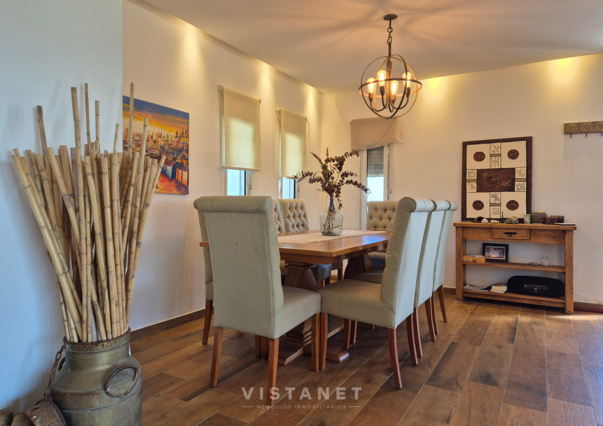 Chacra ID.204/Venta-de-Chacra,-4-dormitorios-con-piscina-y-lago-en-barrio-privado-Atlantida - Venta de Chacra, 4 dormitorios con piscina y lago en barrio privado Atlantida