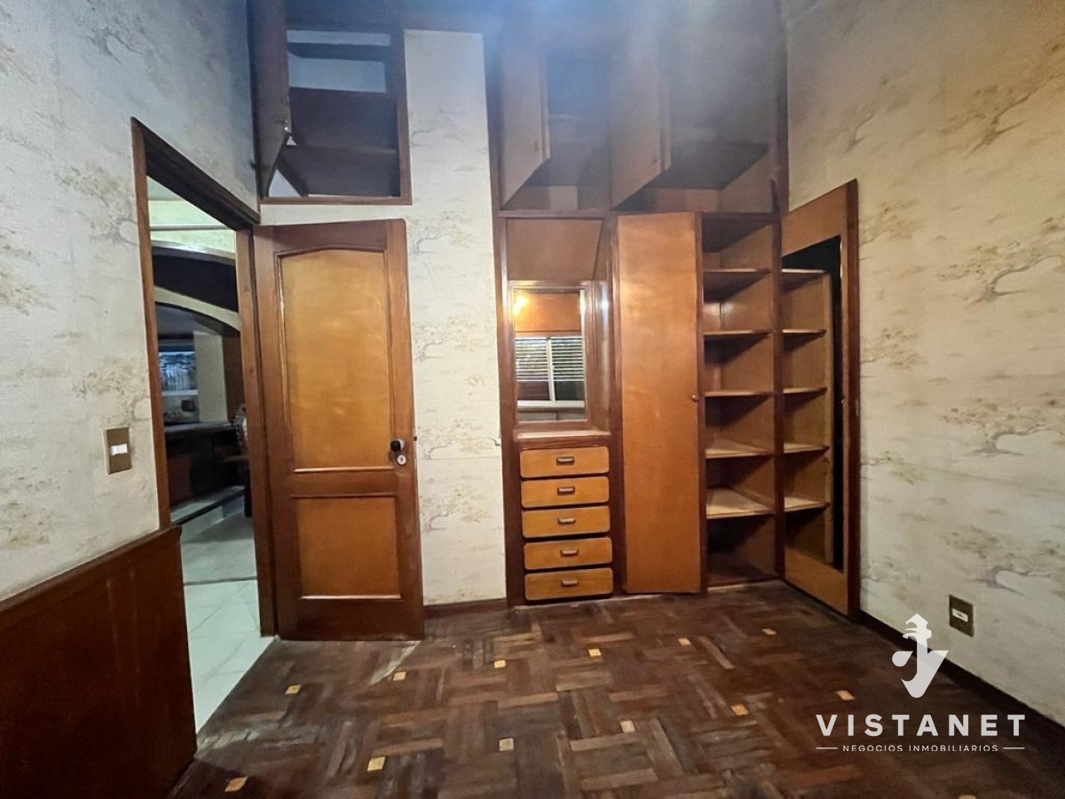 Local Comercial ID.78/Locales-Comerciales- -Apartamento-A-La-Venta-En-Piedras-Blancas - Locales Comerciales + Apartamento A La Venta En Piedras Blancas