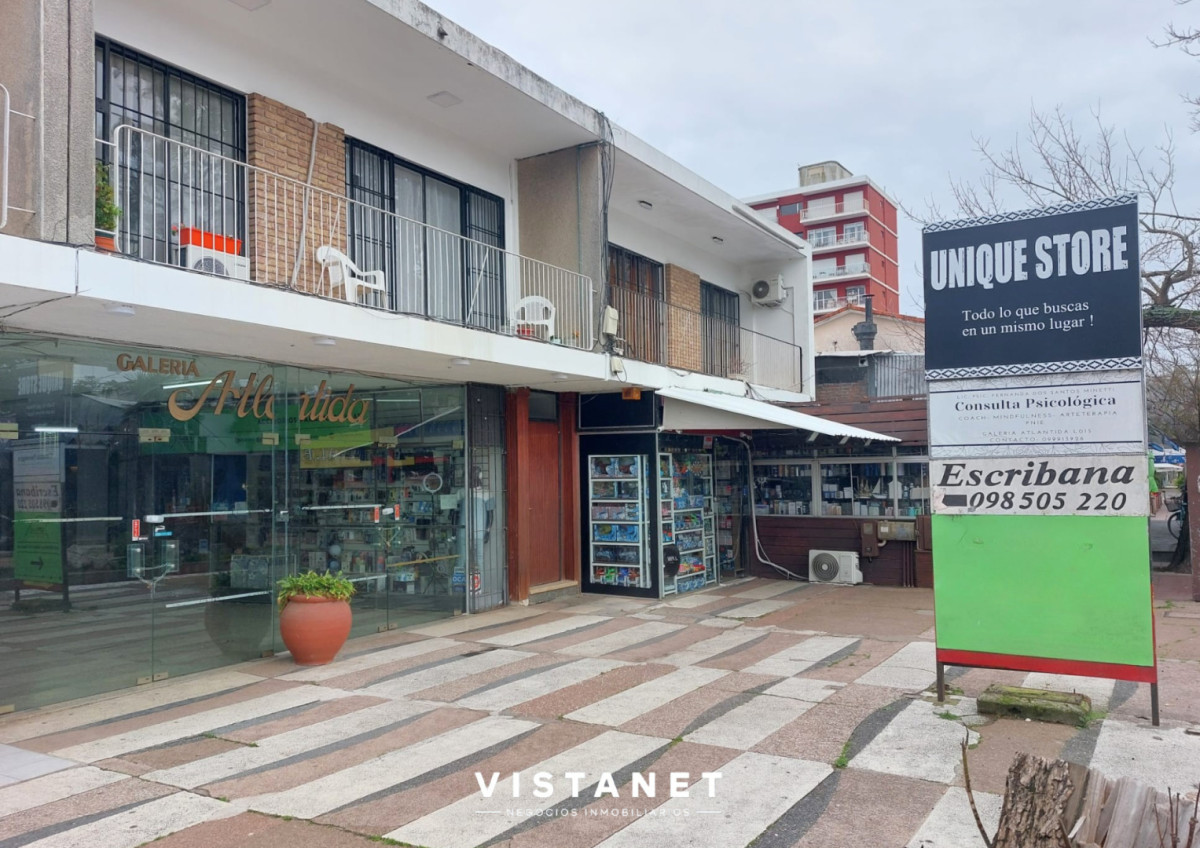 Local Comercial ID.413/ - Local en Atlantida, Atlántida