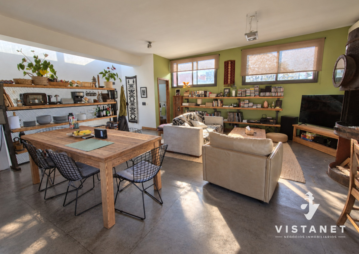 Local Comercial ID.448/Venta-Propiedad-Comercial-sobre-Av.-Italia-en-Carrasco-con-casa,-local-y-oficinas - Venta Propiedad Comercial sobre Av. Italia en Carrasco con casa, local y oficinas