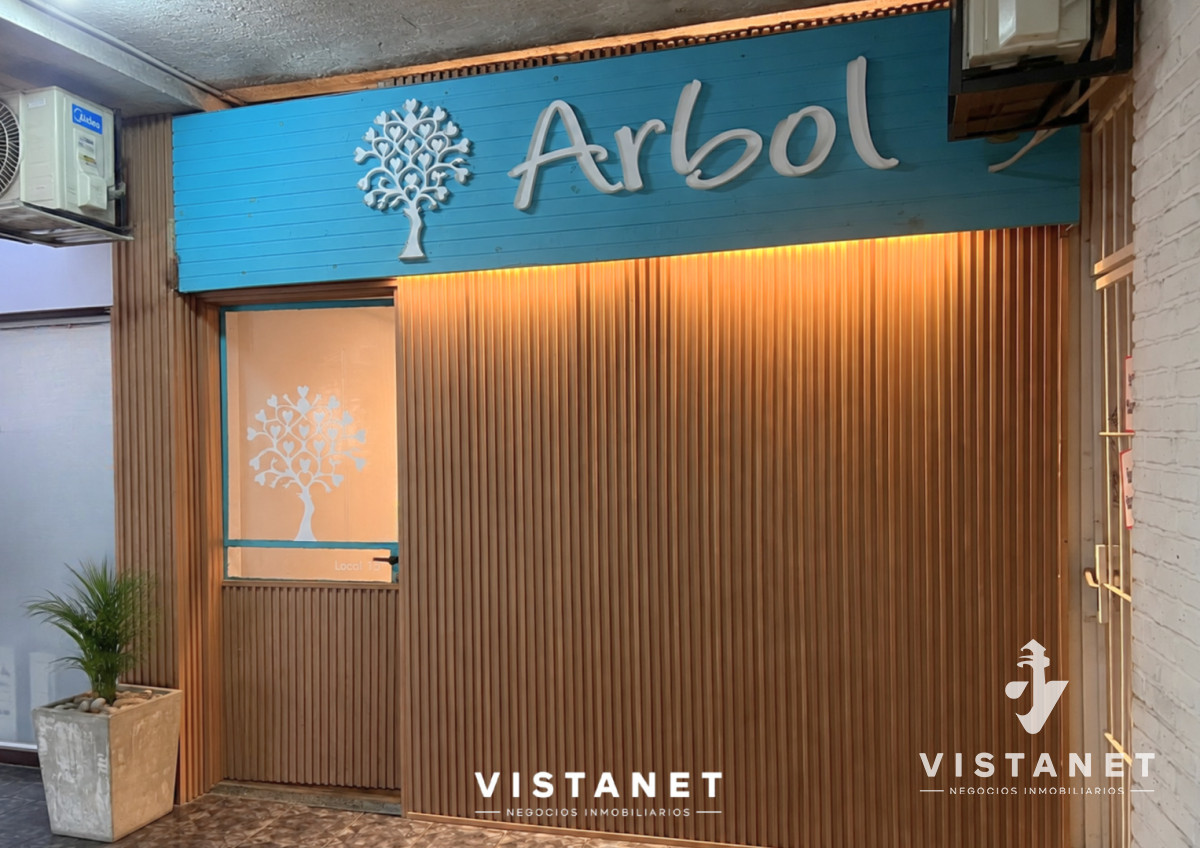Local Comercial ID.414/ - Local en Atlantida, Atlántida