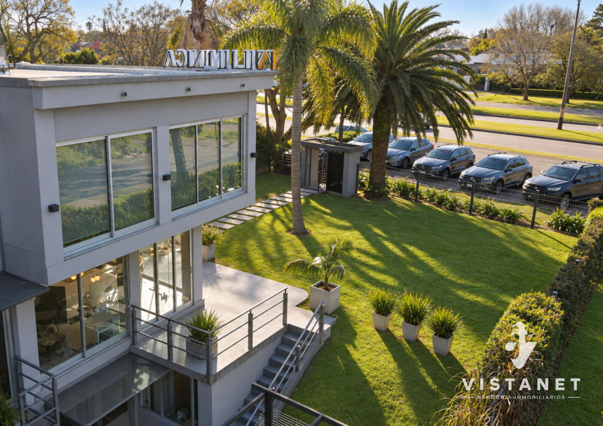 Local Comercial ID.448/Venta-Propiedad-Comercial-sobre-Av.-Italia-en-Carrasco-con-casa,-local-y-oficinas - Venta Propiedad Comercial sobre Av. Italia en Carrasco con casa, local y oficinas