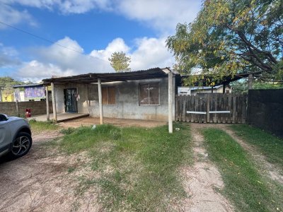 Local Comercial Ideal Para Autoservice + Casa Ubicado En Parque Del Plata Norte
