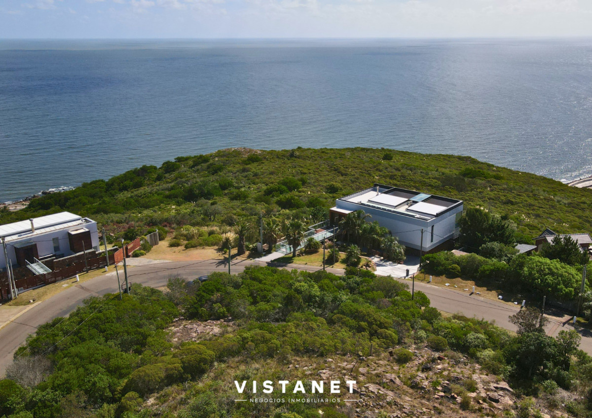 Terreno ID.353/Venta-de-gran-Terreno-sobre-Cerro-San-Antonio,-Piriapolis - Venta de gran Terreno sobre Cerro San Antonio, Piriapolis
