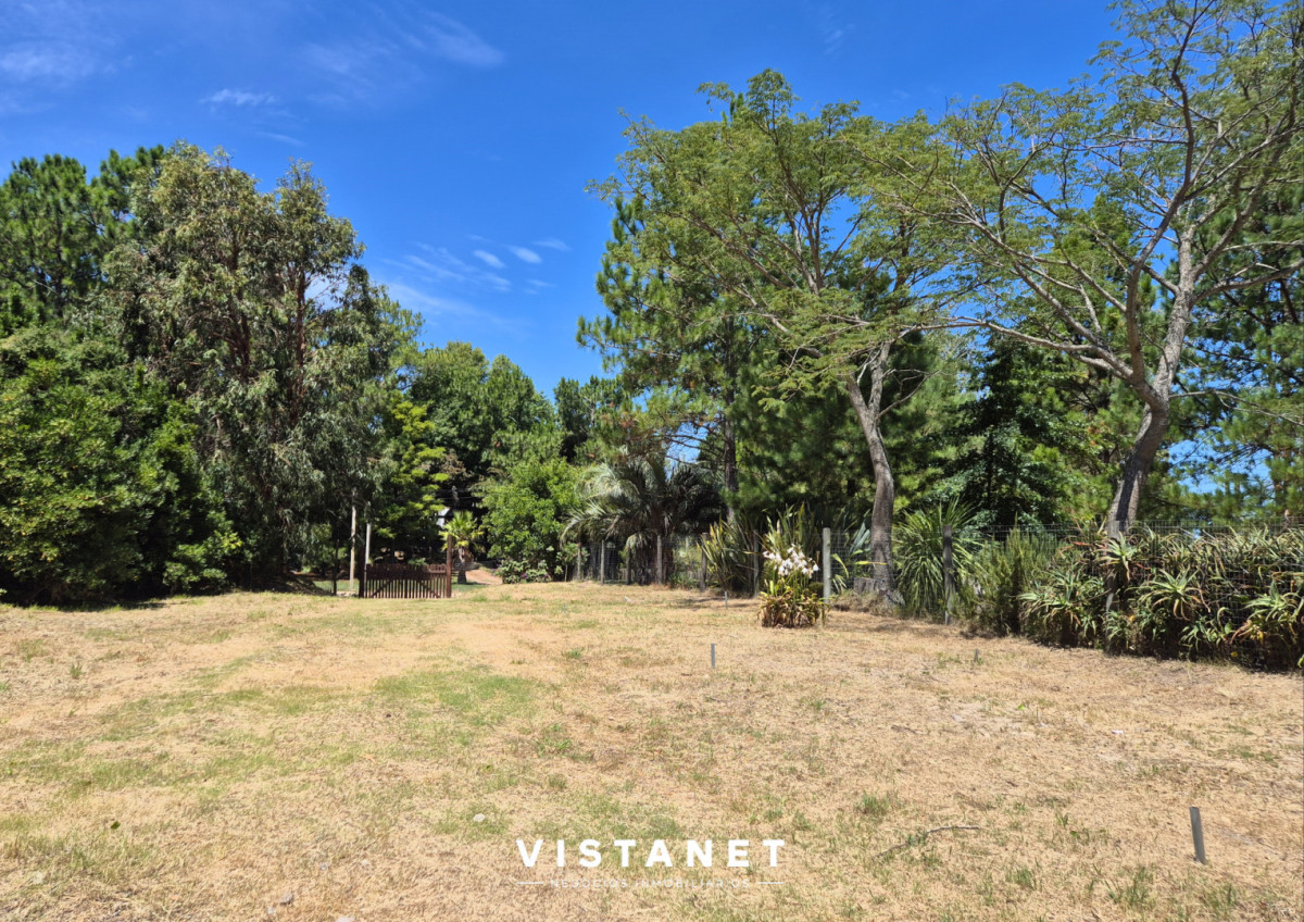 Terreno ID.323/Gran-Terreno-en-Venta-en-Costa-Azul-a-pasos-de-la-playa - Gran Terreno en Venta en Costa Azul a pasos de la playa