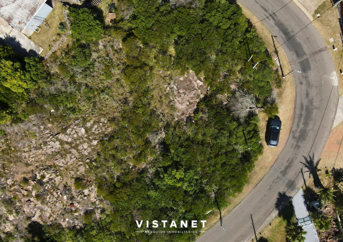 Terreno ID.353/Venta-de-gran-Terreno-sobre-Cerro-San-Antonio,-Piriapolis - Venta de gran Terreno sobre Cerro San Antonio, Piriapolis