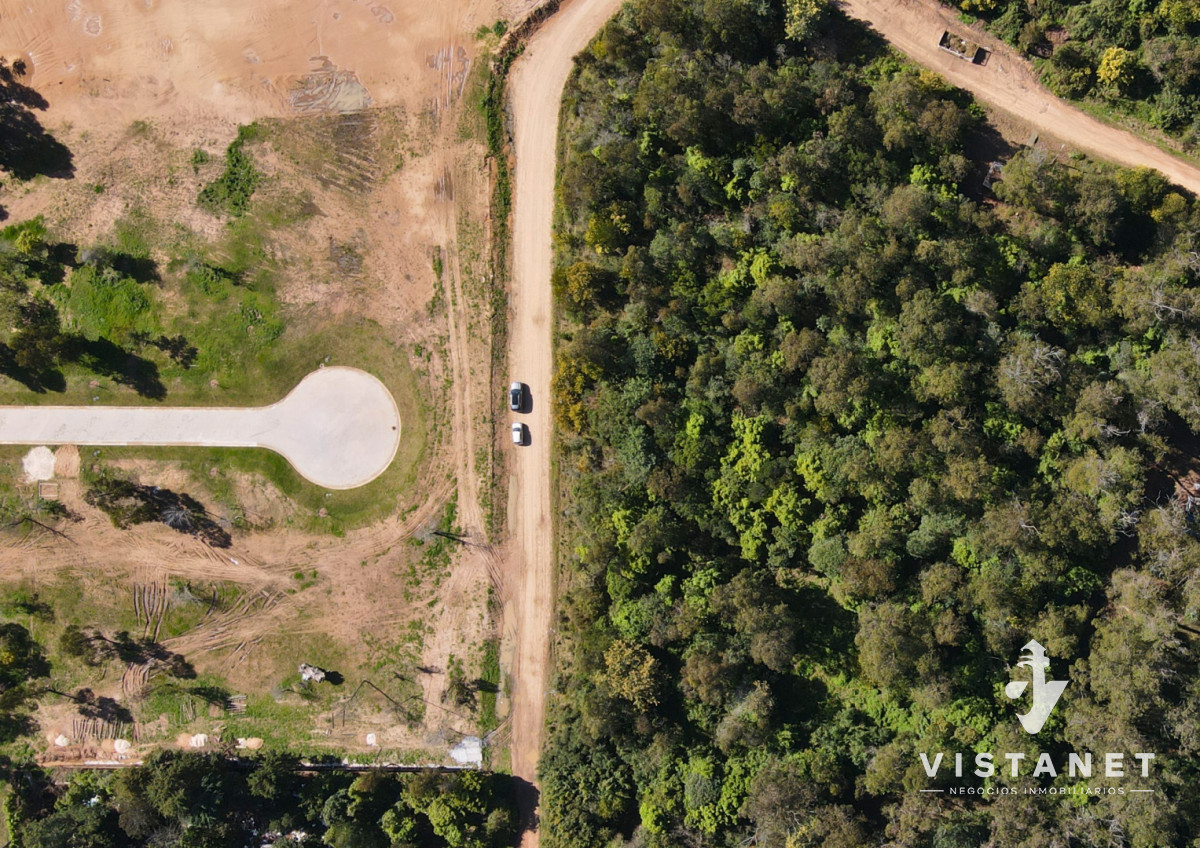 Terreno ID.438/Venta-Terreno-de-2500m2-en-El-Golf,-Punta-del-Este - Venta Terreno de 2500m2 en El Golf, Punta del Este