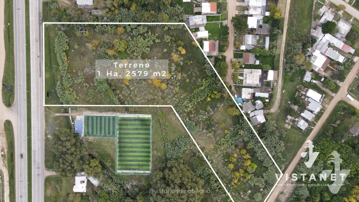 Terreno ID.79/Terreno-Grande-En-Venta-Sobre-Ruta-8-Inversión-O-Local-Comercial-Barros-Blancos - Terreno Grande En Venta Sobre Ruta 8 Inversión O Local Comercial Barros Blancos