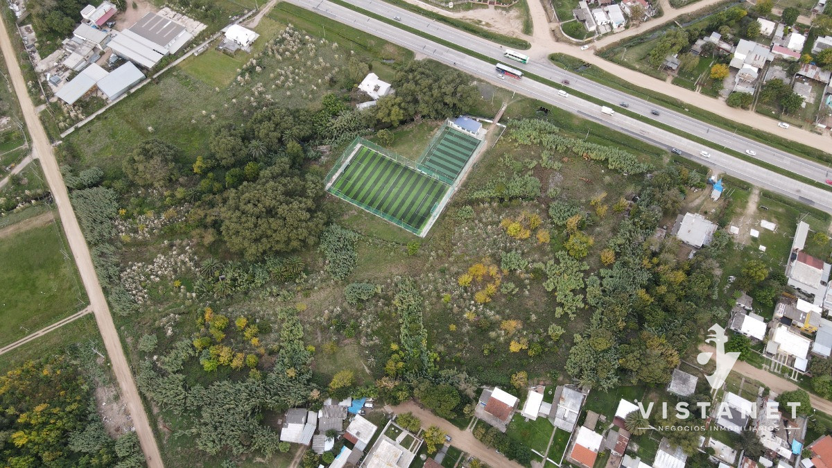 Terreno ID.79/Terreno-Grande-En-Venta-Sobre-Ruta-8-Inversión-O-Local-Comercial-Barros-Blancos - Terreno Grande En Venta Sobre Ruta 8 Inversión O Local Comercial Barros Blancos