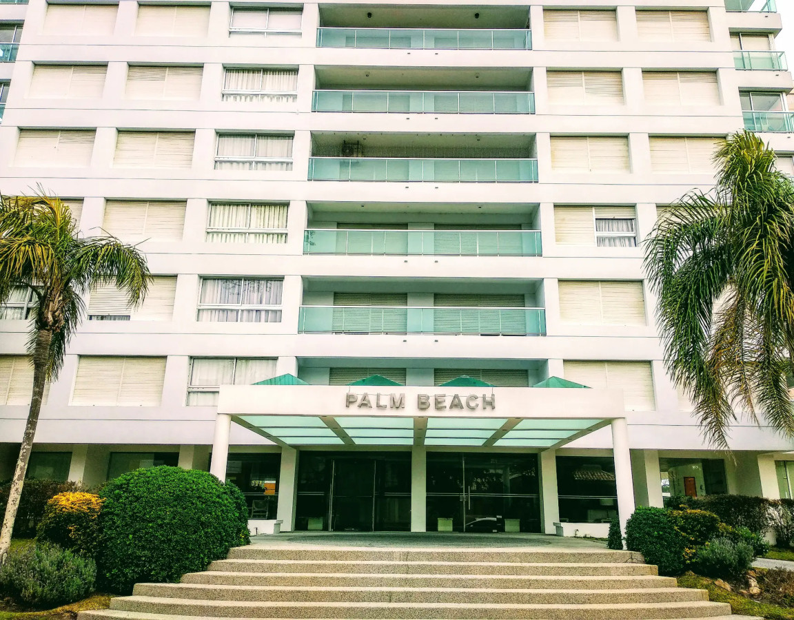 Apartamento ID.145 - Apartamento de 2 dormitorios en Punta del Este en Alquiler anual