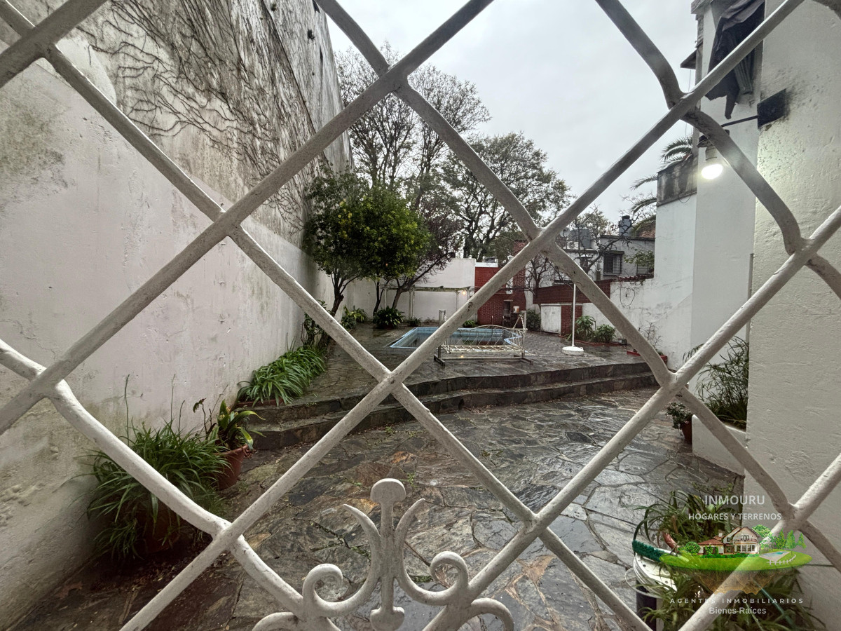 Casa ID.2538 - Casa sumamente amplia en alquiler