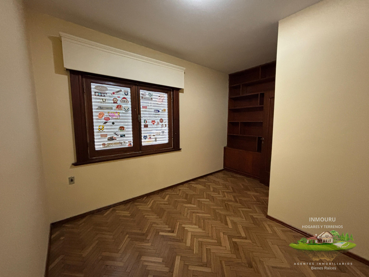 Casa ID.2538 - Casa sumamente amplia en alquiler