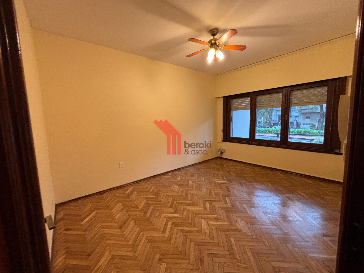 Casa ID.41 - Casa sumamente amplia en alquiler