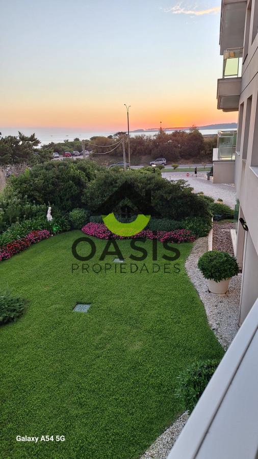 Apartamento ID.28 - Apartamento de 3 dormitorios en venta en el Coral Tower