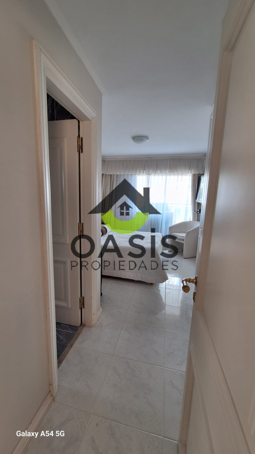 Apartamento ID.28 - Apartamento de 3 dormitorios en venta en el Coral Tower