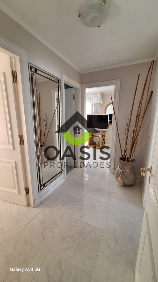 Apartamento ID.28 - Apartamento de 3 dormitorios en venta en el Coral Tower