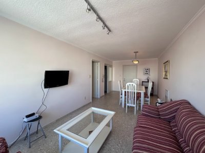 Apartamento en venta de 3 dormitorios en Torre de las Americas