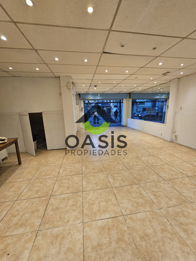 Local Comercial ID.21 - Espectacular local comercial en ALQUILER