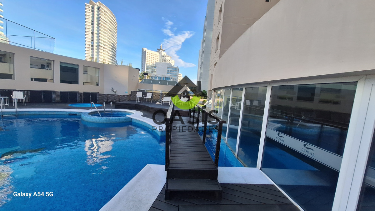 Apartamento ID.28 - Apartamento de 3 dormitorios en venta en el Coral Tower