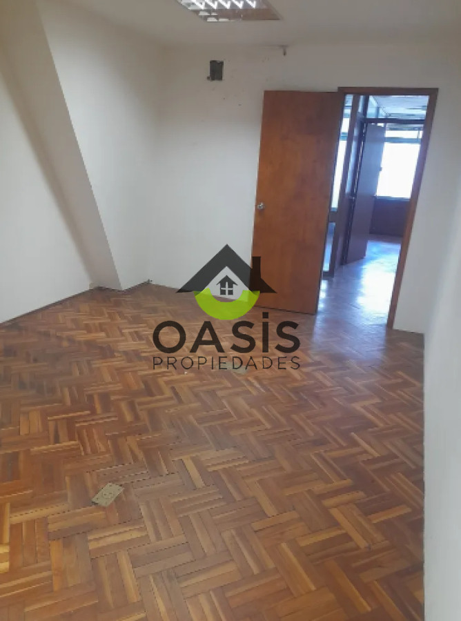 Oficina ID.64 - Oficina en 18 de Julio con 2 Garajes
