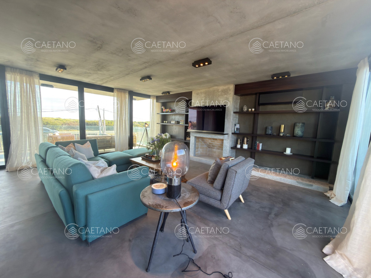 Casa Venta 3 Dormitorios La Juanita - DMC16147C