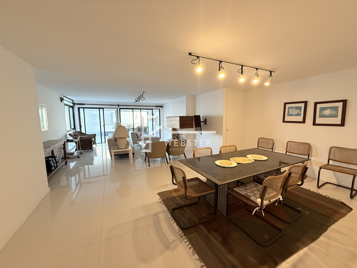 Apartamento ID.2440 - Venta apartamento 4 dormitorio en Península, Punta del Este 
