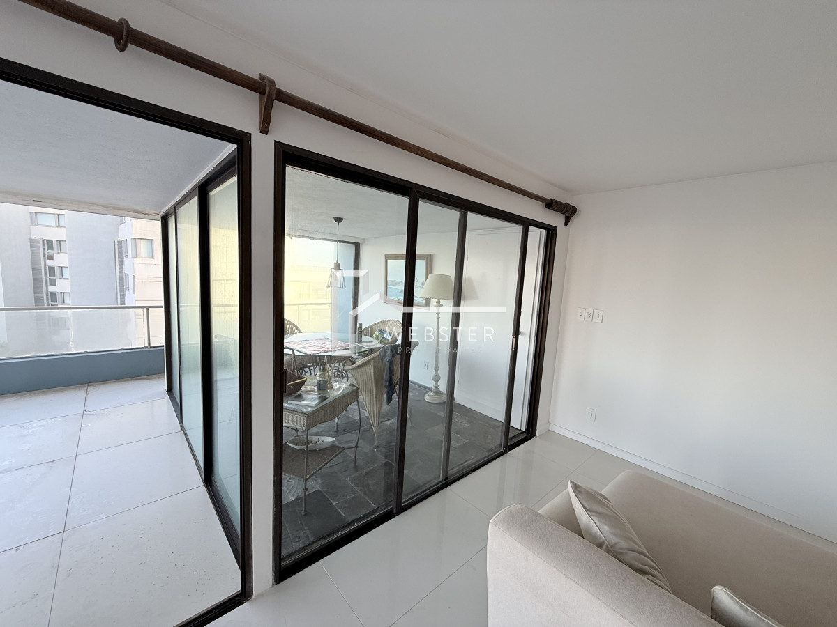 Apartamento ID.2440 - Venta apartamento 4 dormitorio en Península, Punta del Este 