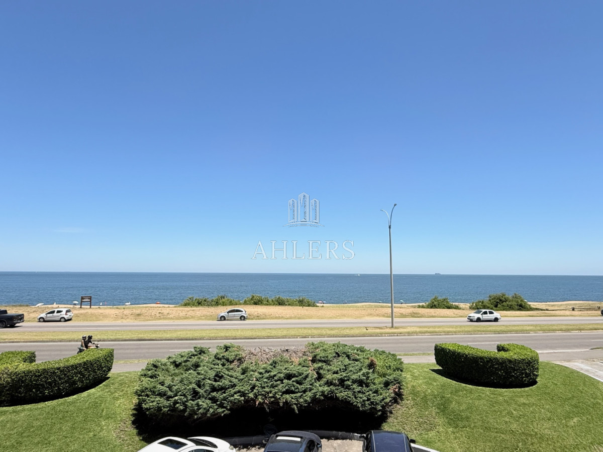Apartamento ID.375 - Venta apartamento Mansa con vista al mar 