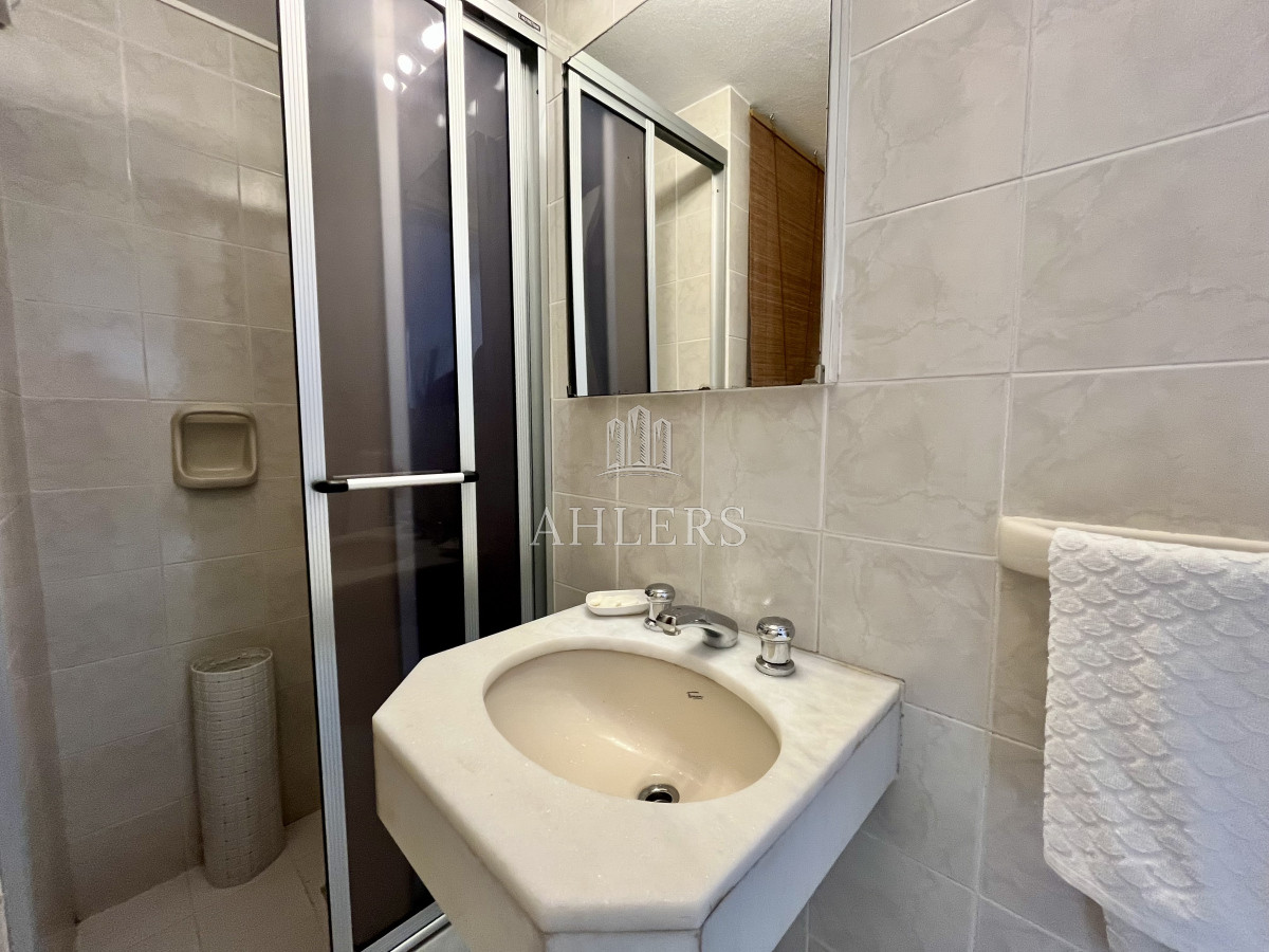 Apartamento ID.313 - Venta Apartamento 3 Dormitorios, Peninsula, Punta del Este