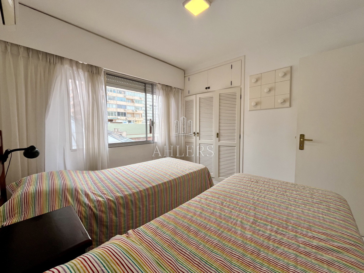 Apartamento ID.313 - Venta Apartamento 3 Dormitorios, Peninsula, Punta del Este