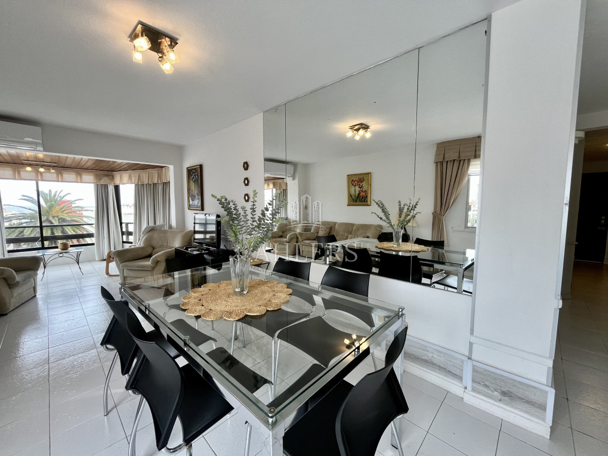 Apartamento ID.313 - Venta Apartamento 3 Dormitorios, Peninsula, Punta del Este