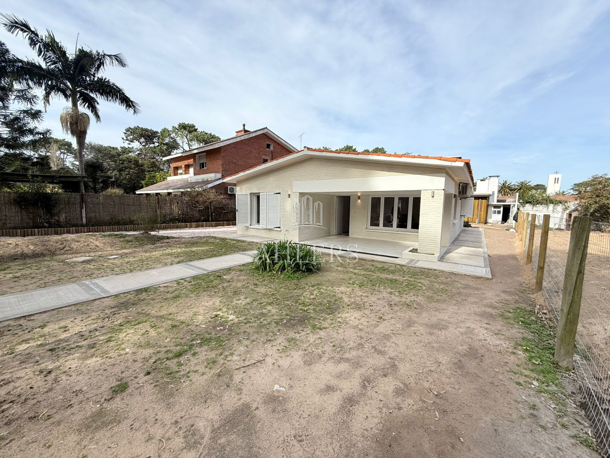 Casa ID.322 - Venta Casa 3 dormitorios, San Rafael, Punta del este 