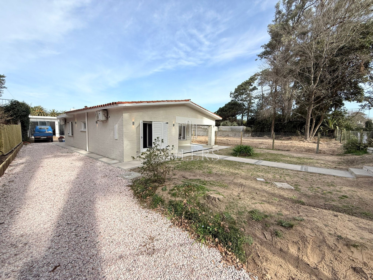 Casa ID.322 - Venta Casa 3 dormitorios, San Rafael, Punta del este 