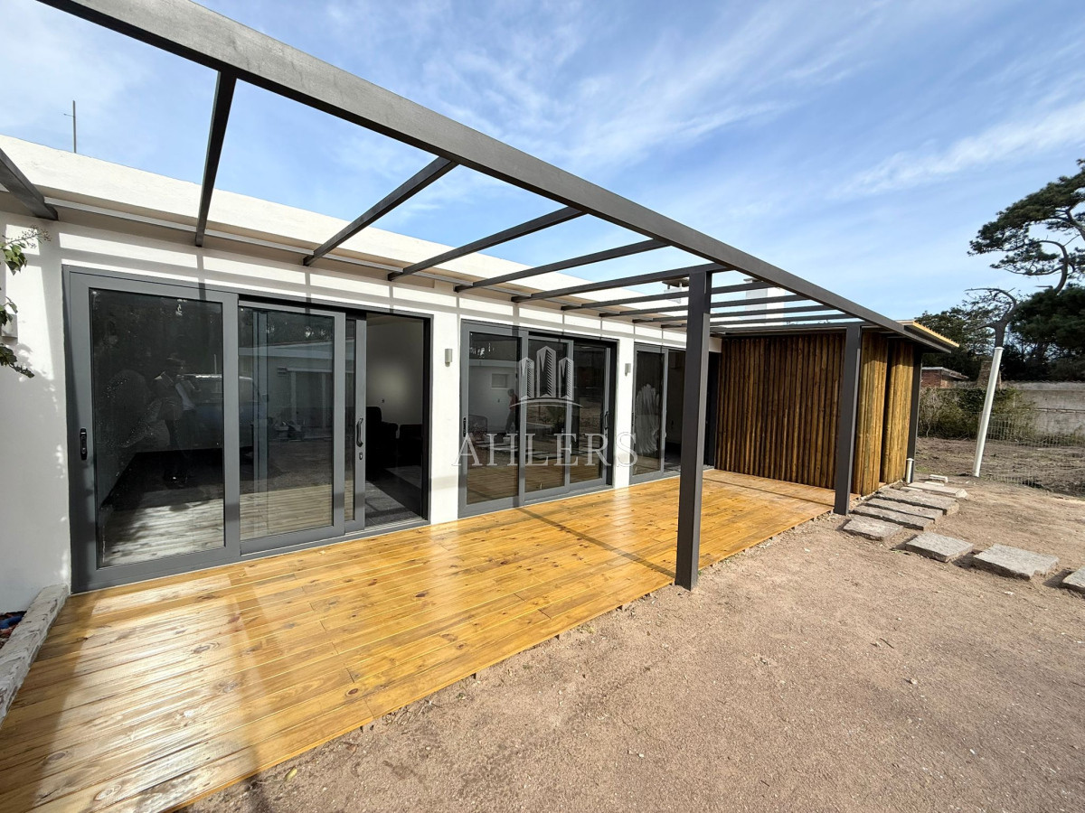 Casa ID.322 - Venta Casa 3 dormitorios, San Rafael, Punta del este 
