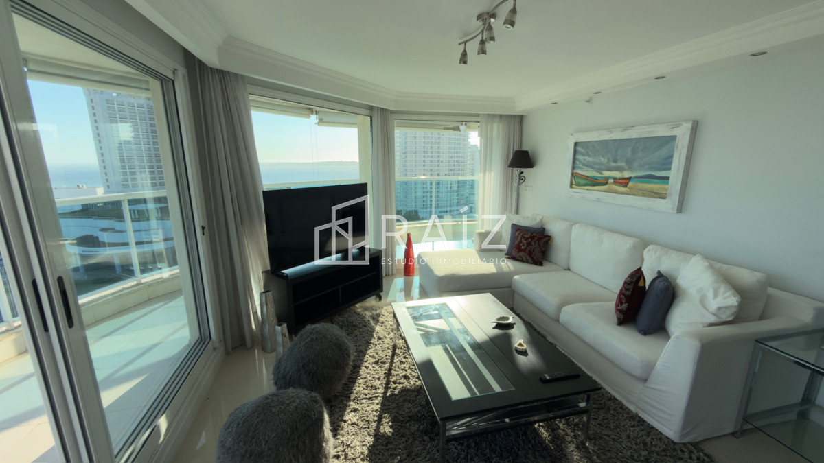 Apartamento ID.11965 - VENTA APARTAMENTO 3 DORMITORIOS PUNTA DEL ESTE