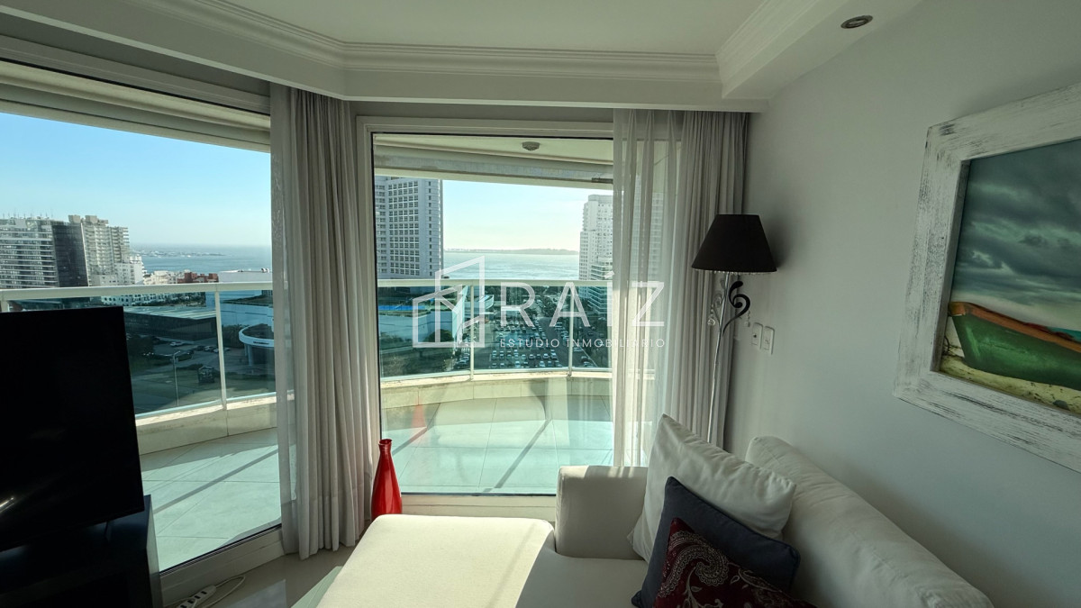 Apartamento ID.11965 - VENTA APARTAMENTO 3 DORMITORIOS PUNTA DEL ESTE