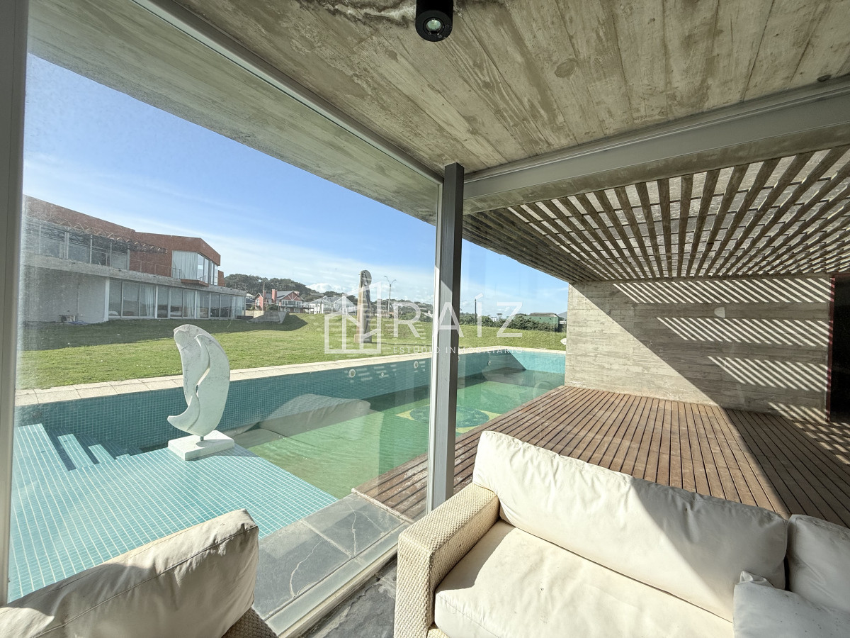 Casa ID.11385 - VENTA CASA 4 DORMITORIOS LA BARRA