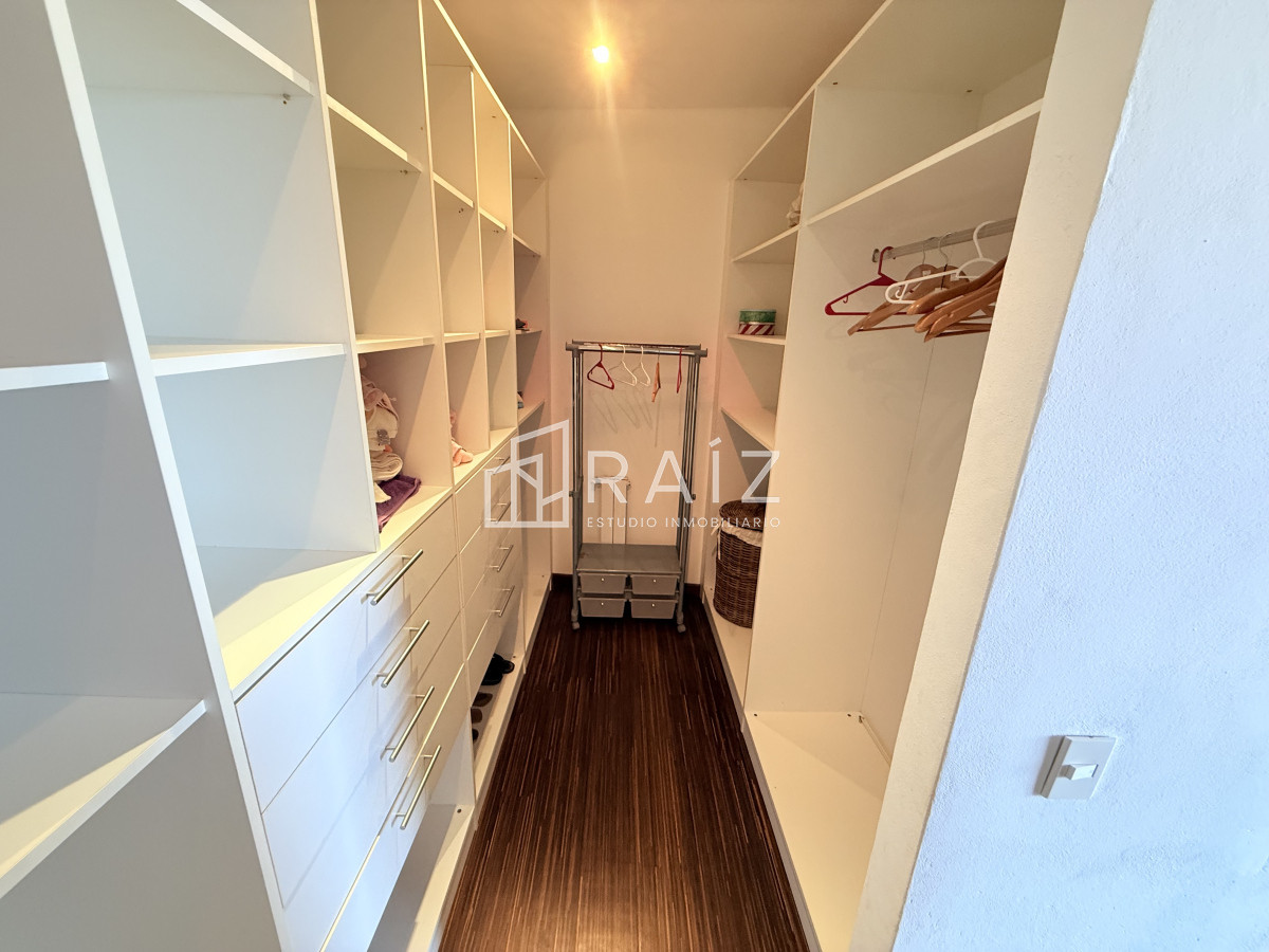 Casa ID.11385 - VENTA CASA 4 DORMITORIOS LA BARRA