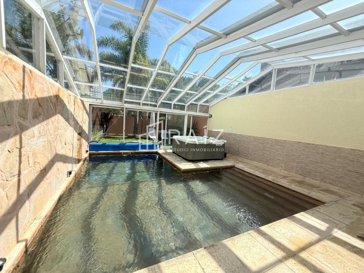 Apartamento ID.11894 - Venta apartamento 2 dormitorios Aidy Grill, Punta del Este