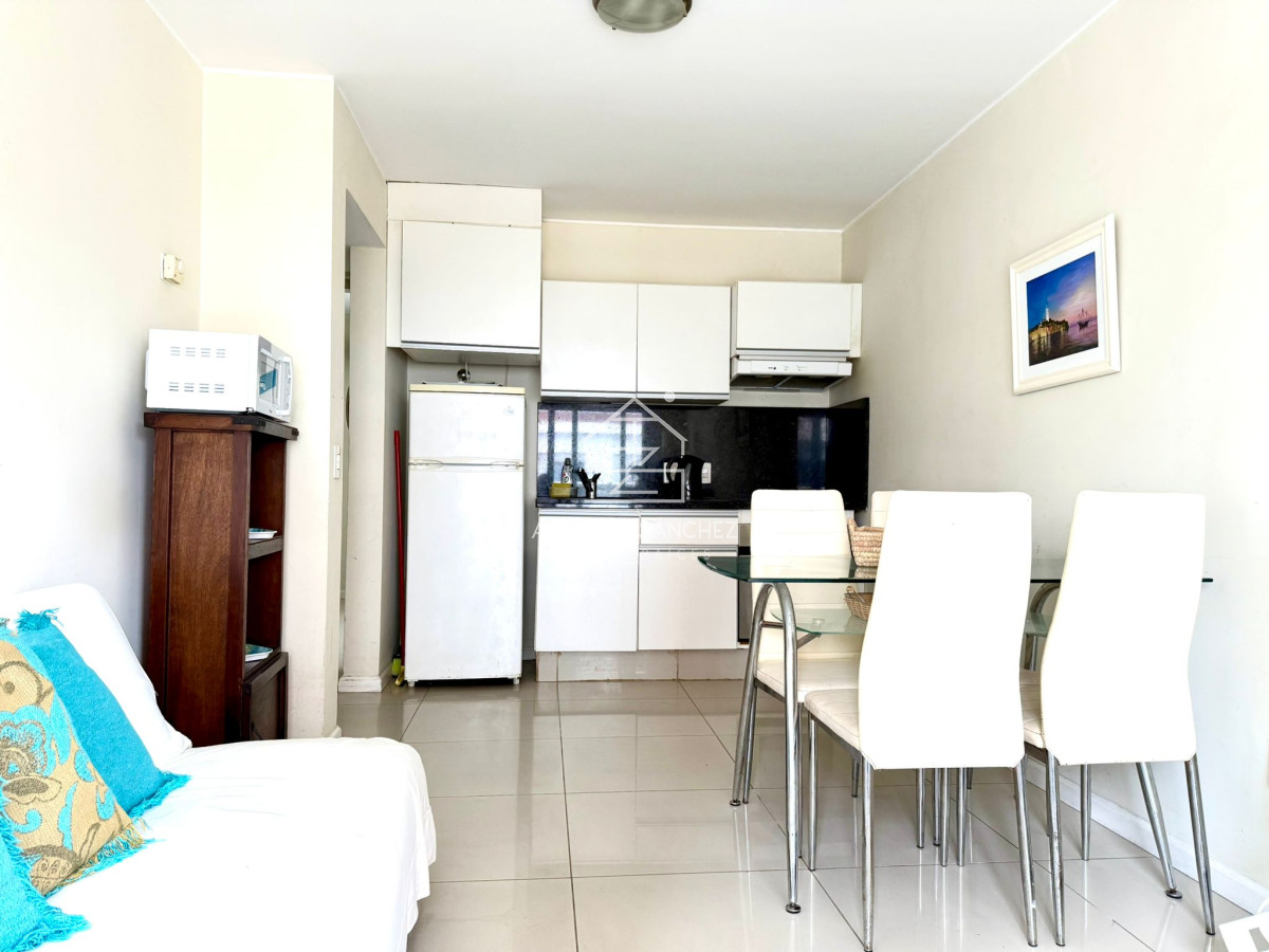 Apartamento ID.2455 - Venta Apartamento 1 Dormitorio Punta del Este