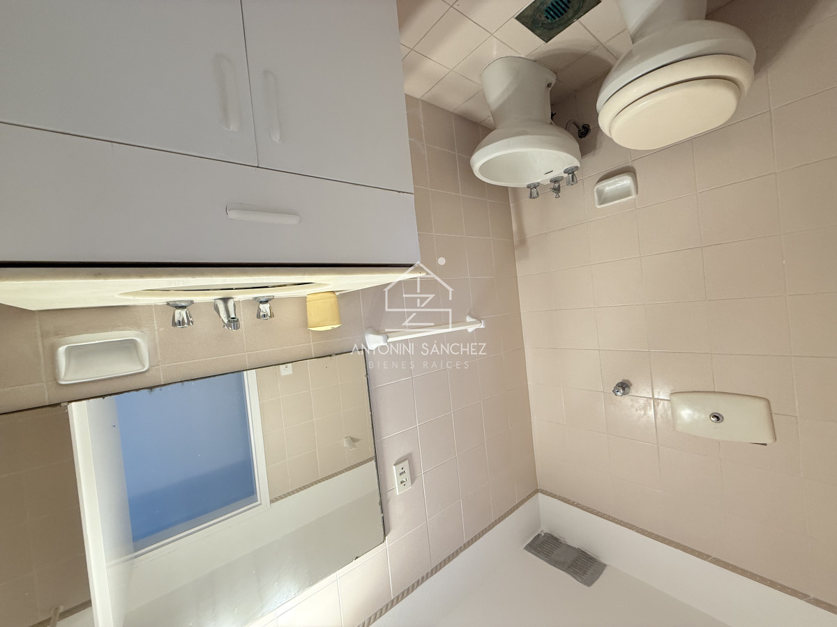 Apartamento ID.2948 - Venta apartamento 4 dormitorio en Península, Punta del Este 