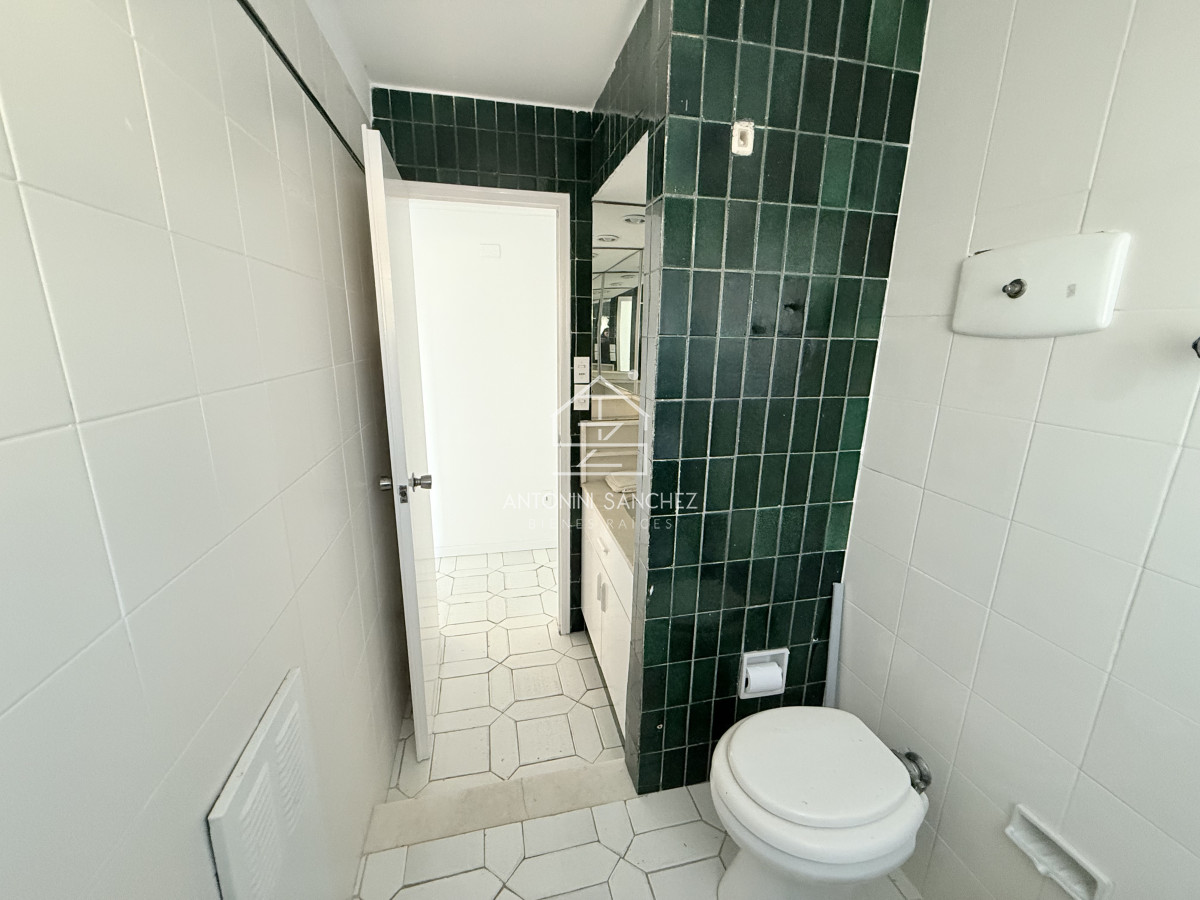 Apartamento ID.2948 - Venta apartamento 4 dormitorio en Península, Punta del Este 