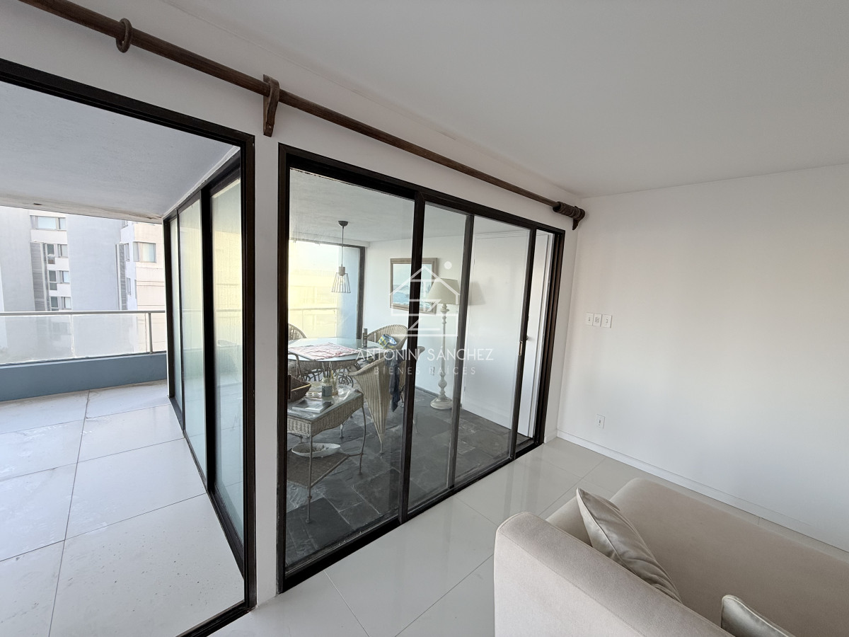 Apartamento ID.2948 - Venta apartamento 4 dormitorio en Península, Punta del Este 