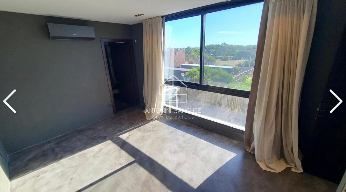 Casa ID.2432 - Casa Venta 3 Dormitorios La Juanita
