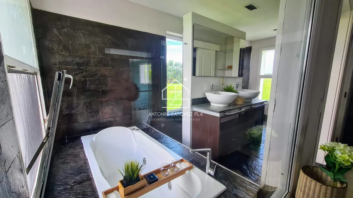 Casa ID.3067 - Casa frente al lago 