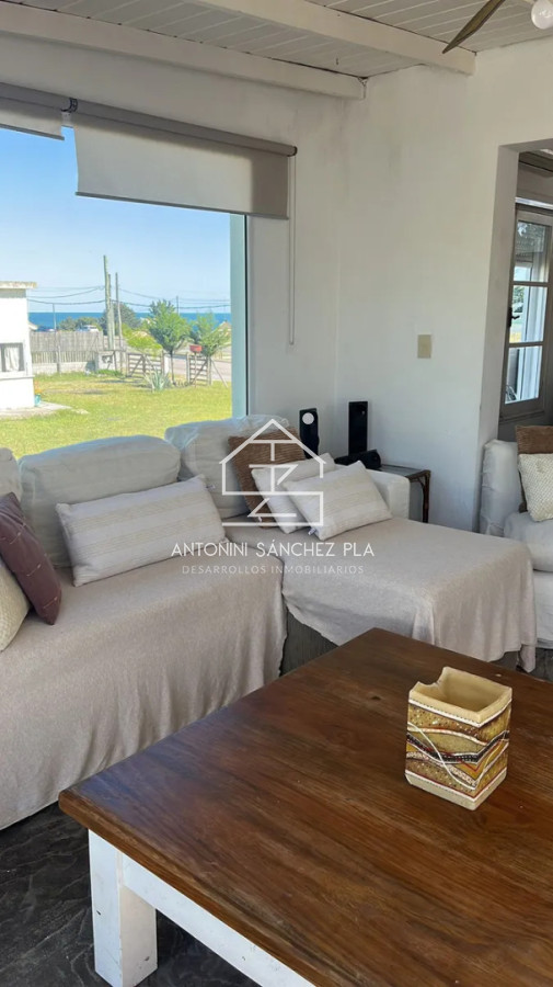 Casa ID.3095 - Casa frente al mar en parada 43