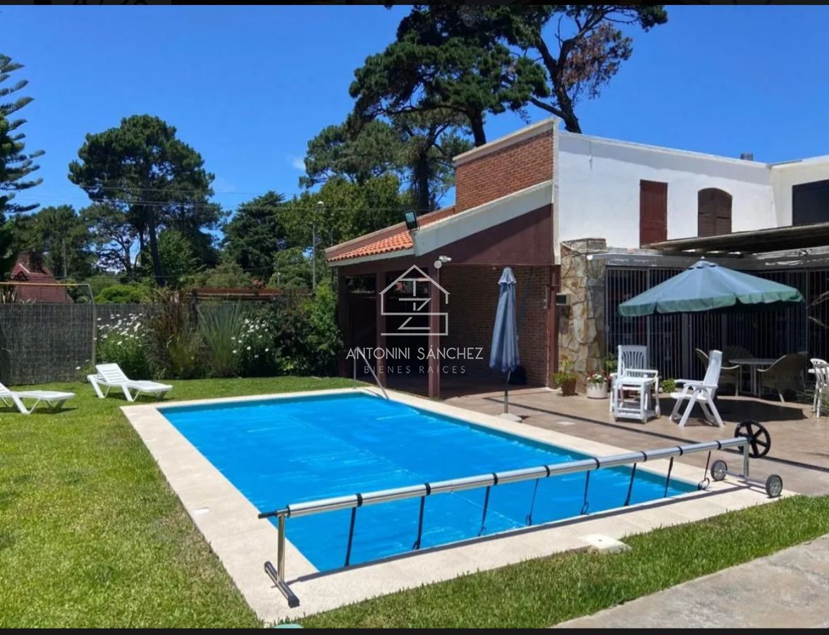 Casa ID.3030 - Alquiler casa en parada 13 de la mansa, Punta del Este