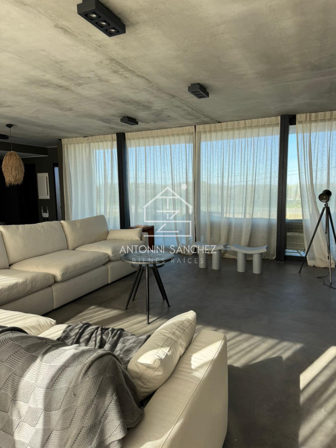 Casa ID.2432 - Casa Venta 3 Dormitorios La Juanita
