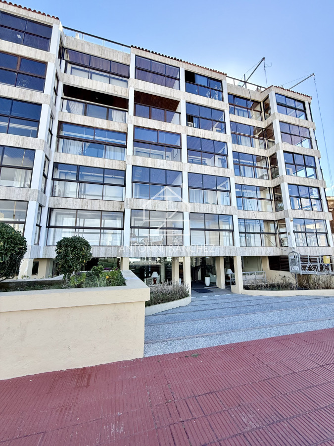 Apartamento ID.2793 - VENTA APARTAMENTO 3 dormitorios